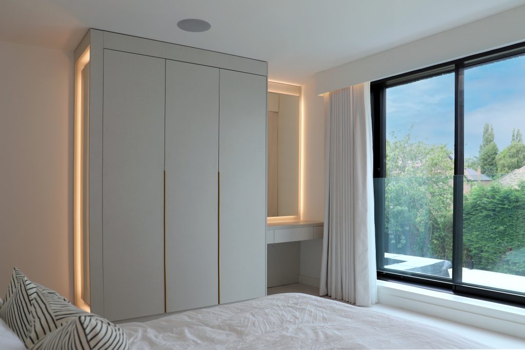Bespoke Bedroom Furniture - Fitted Wardrobes