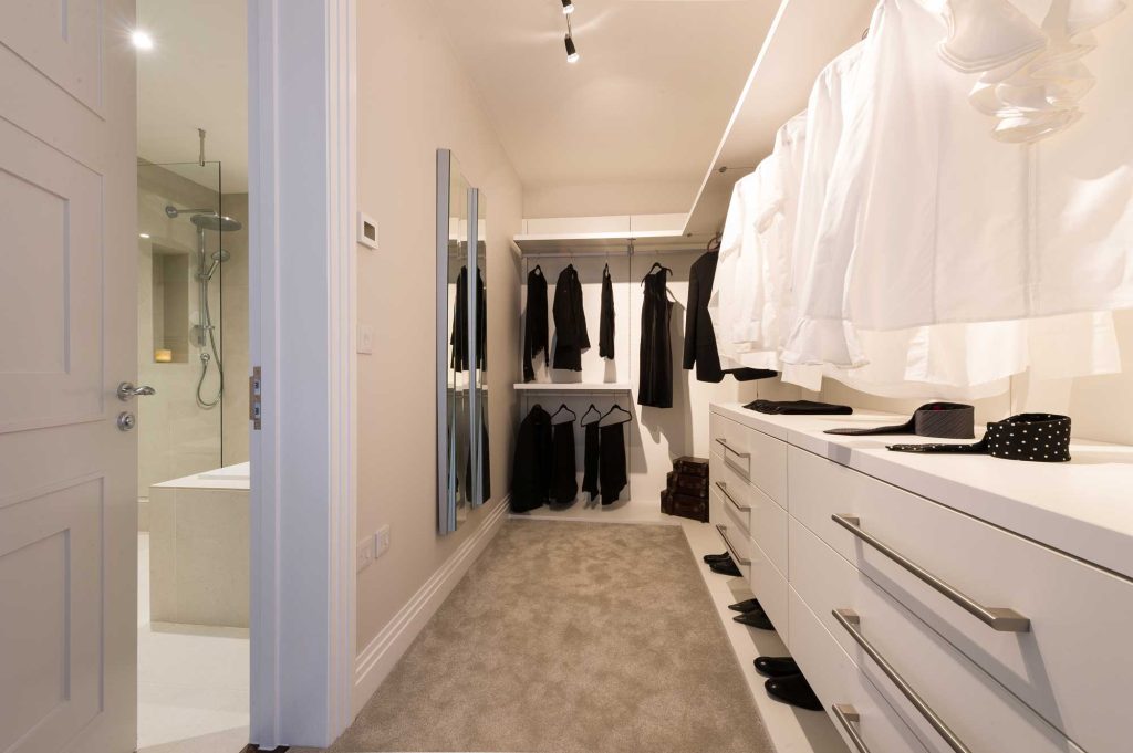 Walk-in Wardrobe for Hartford Homes